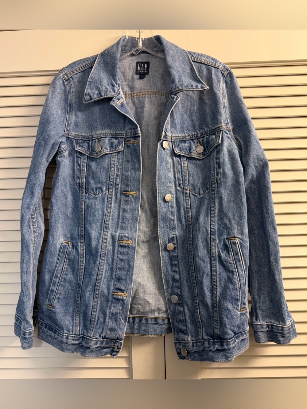 GAP Light Blue Denim Jacket - Men's Casual Trucker jacket XS over sized